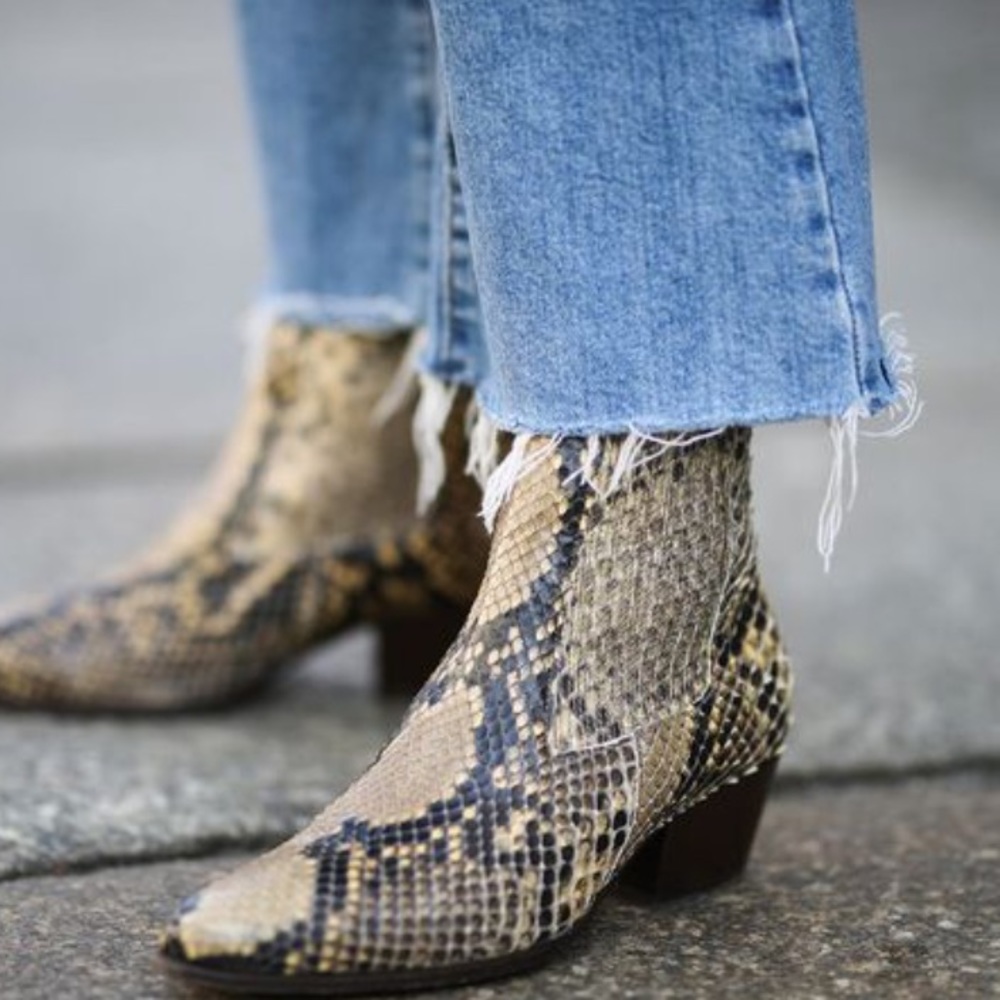 Dolce vita coastal cowgirl snake print pointed boots in tan 8